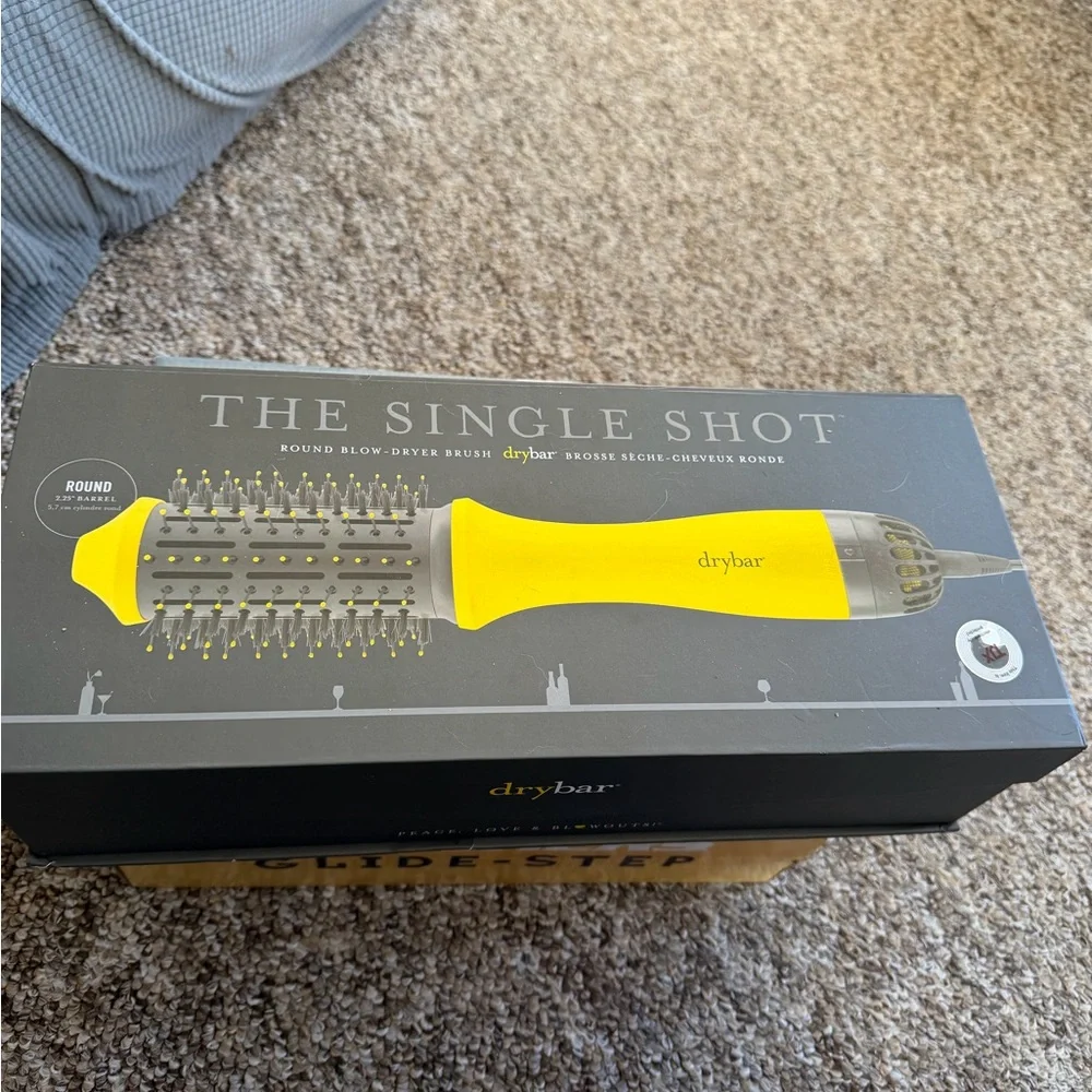 NWT Drybar The Single Shot Yellow Blow-Dryer Brush - Picture 4 of 9